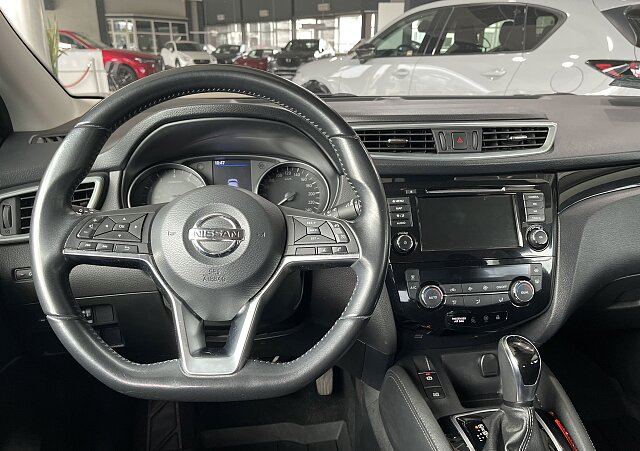 Nissan Qashqai - Kolor Czarny, zdjęcie 7