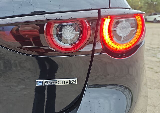 Mazda 3 - Kolor Jet Black, zdjęcie 26