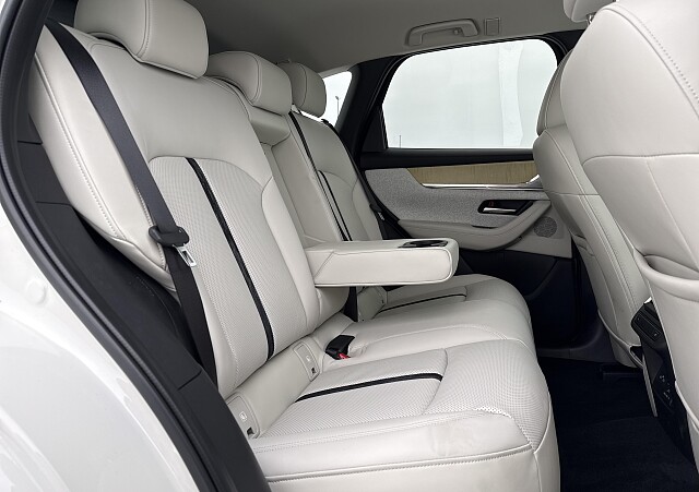 Mazda CX-60 - Kolor Rhodium White, zdjęcie 22
