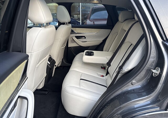 Mazda CX-60 - Kolor Machine Gray, zdjęcie 7