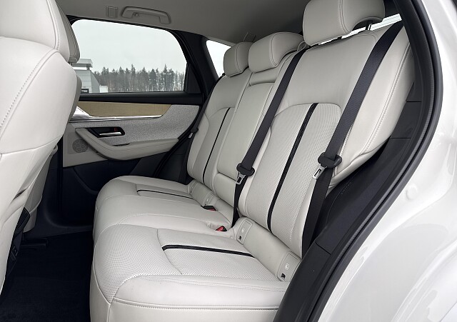 Mazda CX-60 - Kolor Rhodium White, zdjęcie 19