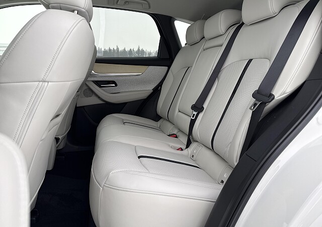 Mazda CX-60 - Kolor Rhodium White, zdjęcie 20