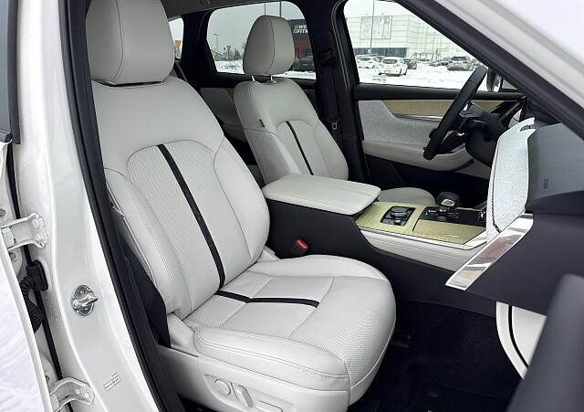 Mazda CX-60 - Kolor Rhodium White, zdjęcie 25