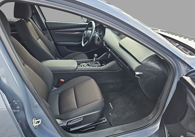 Mazda 3 - Kolor Polymetal Gray, zdjęcie 14