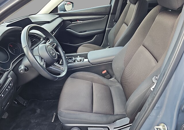 Mazda 3 - Kolor Polymetal Gray, zdjęcie 11