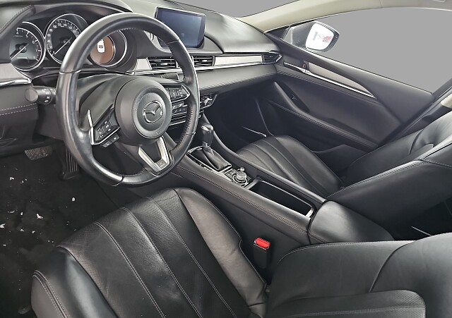 Mazda 6 - Kolor Czarny, zdjęcie 13