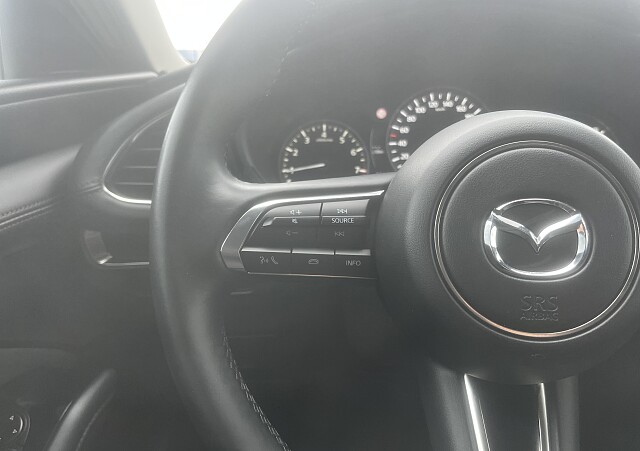 Mazda 3 - Kolor Czarny, zdjęcie 1