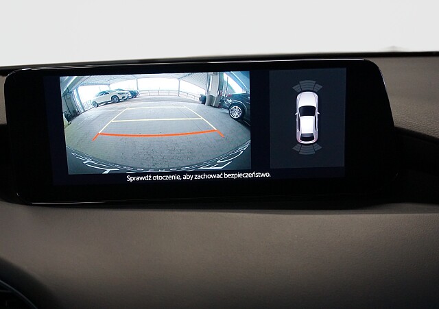 Mazda 3 - Kolor Snowflake White Pearl, zdjęcie 11