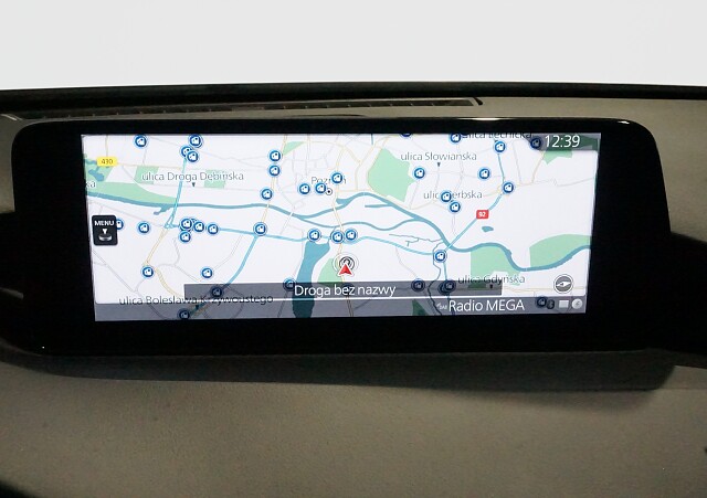 Mazda 3 - Kolor Snowflake White Pearl, zdjęcie 12