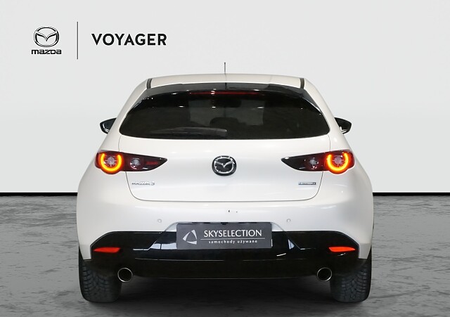 Mazda 3 - Kolor Snowflake White Pearl, zdjęcie 4