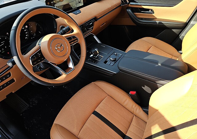 Mazda CX-60 - Kolor Machine Gray, zdjęcie 20