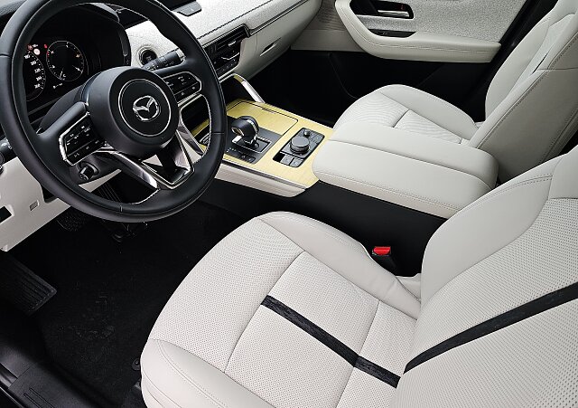 Mazda CX-60 - Kolor Jet Black, zdjęcie 19