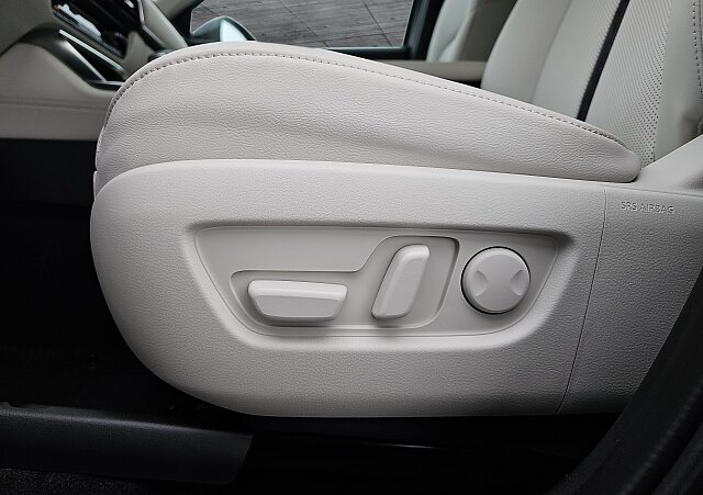 Mazda CX-60 - Kolor Jet Black, zdjęcie 10