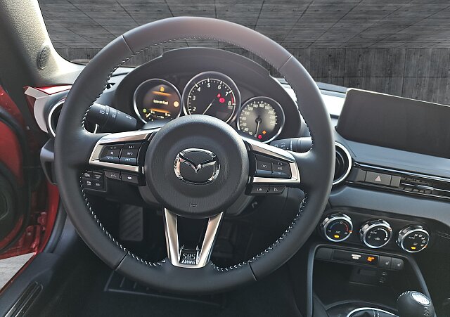 Mazda MX-5 - Kolor Soul Red Crystal, zdjęcie 11