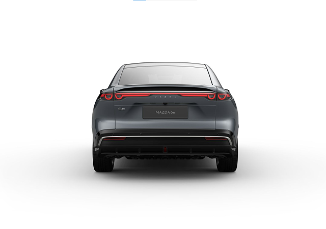 Mazda 6e - Kolor Polymetal Gray, zdjęcie 3
