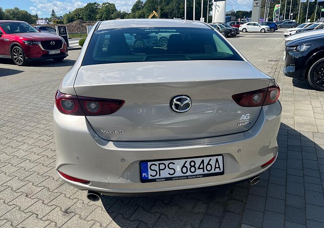 Mazda 3 - Kolor Platinum Quartz, zdjęcie 13