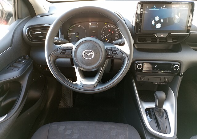 Mazda 2 Hybrid - Kolor Formal Red, zdjęcie 3