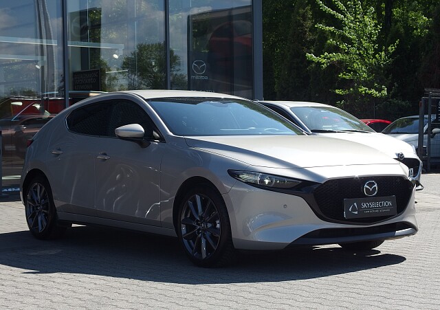 Mazda 3 - Kolor Platinum Quartz, zdjęcie 4