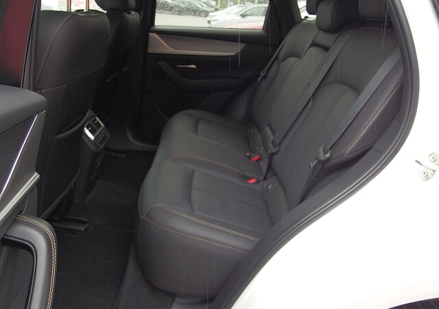 Mazda CX-60 - Kolor Rhodium White, zdjęcie 9