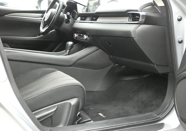 Mazda 6 - Kolor Sonic Silver, zdjęcie 7