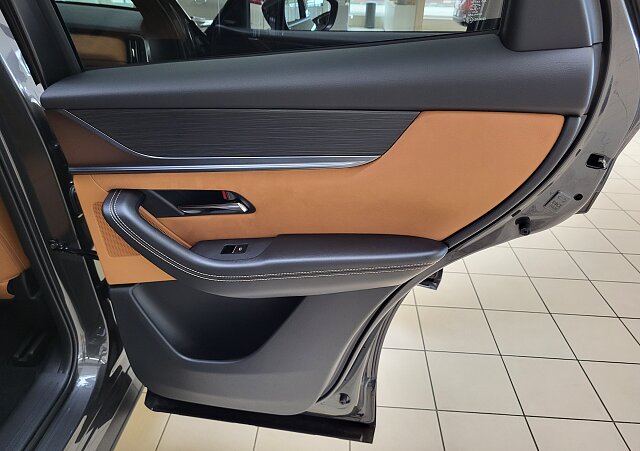 Mazda CX-60 - Kolor Machine Gray, zdjęcie 12