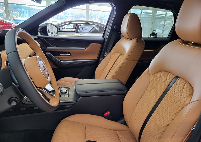 Mazda CX-60 - Kolor Machine Gray, zdjęcie 14