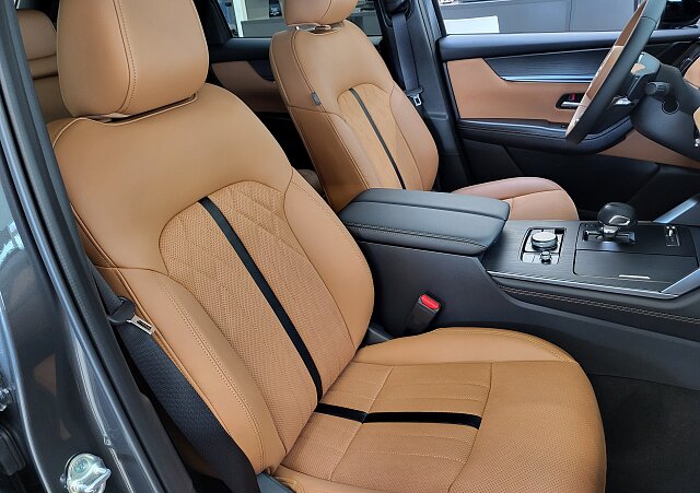 Mazda CX-60 - Kolor Machine Gray, zdjęcie 15