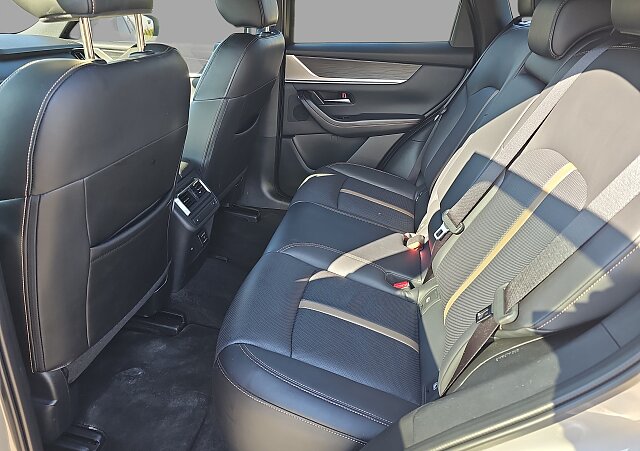 Mazda CX-60 - Kolor Platinum Quartz, zdjęcie 17