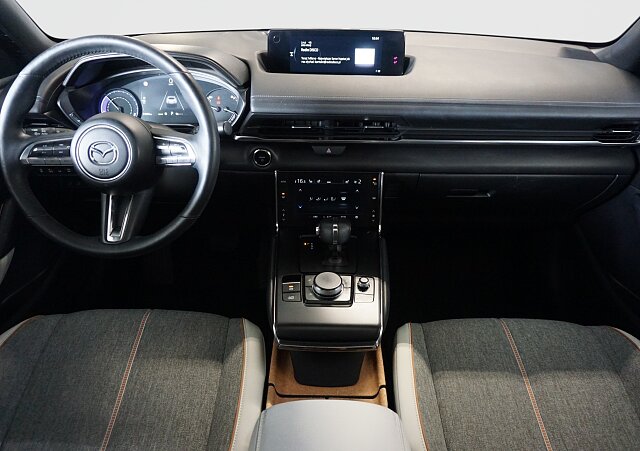 Mazda MX-30 - Kolor Machine Gray, zdjęcie 10