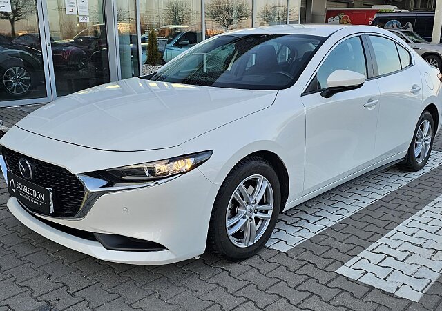 Mazda 3 - Kolor Snowflake White Pearl, zdjęcie 1