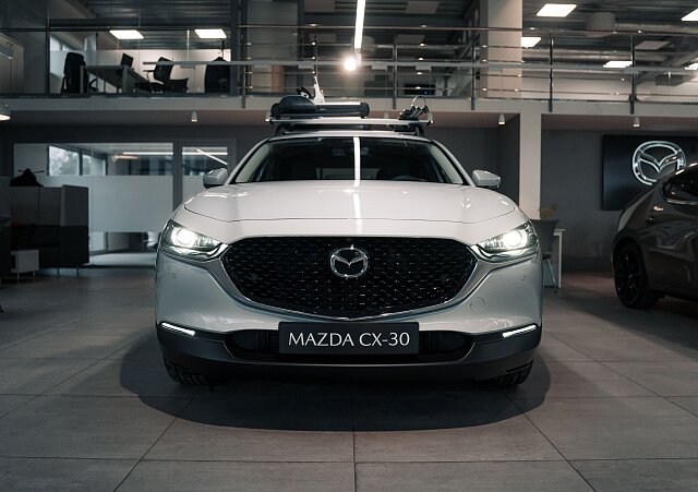 Mazda CX-30 - Kolor Ceramic Metalic, zdjęcie 2