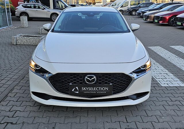 Mazda 3 - Kolor Snowflake White Pearl, zdjęcie 2