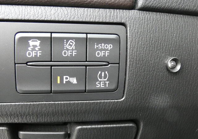 Mazda 6 - Kolor Snowflake White Pearl, zdjęcie 15