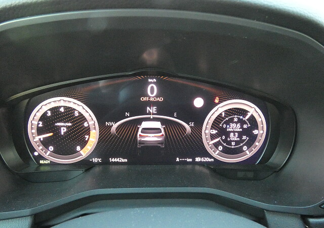 Mazda CX-80 - Kolor Polymetal Gray, zdjęcie 21