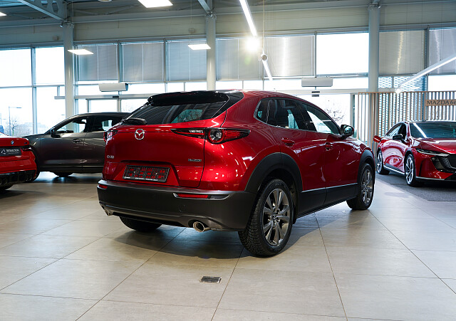 Mazda CX-30 - Kolor Soul Red Crystal, zdjęcie 4