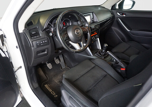 Mazda CX-5 - Kolor Biały, zdjęcie 7