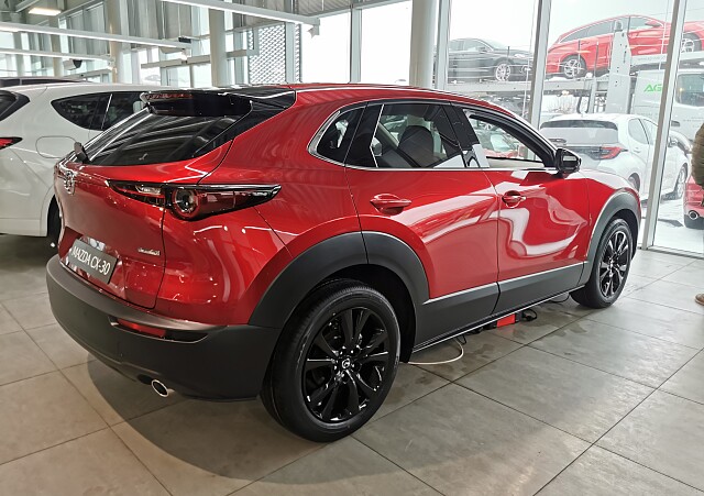 Mazda CX-30 - Kolor Soul Red Crystal, zdjęcie 3