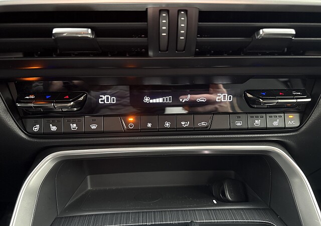 Mazda CX-60 - Kolor Zircon Sand Metalic, zdjęcie 12