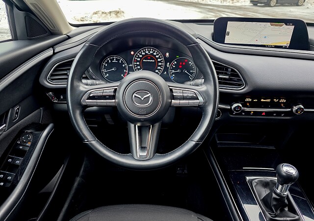 Mazda CX-30 - Kolor Machine Gray, zdjęcie 6