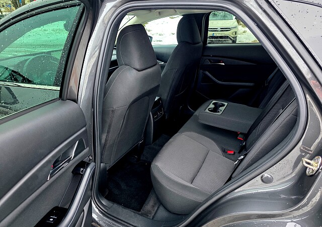 Mazda CX-30 - Kolor Machine Gray, zdjęcie 5