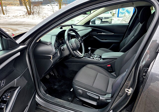 Mazda CX-30 - Kolor Machine Gray, zdjęcie 4