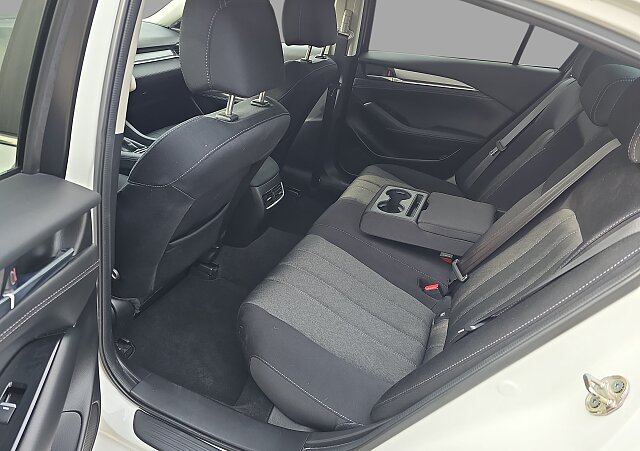 Mazda 6 - Kolor Snowflake White Pearl, zdjęcie 15