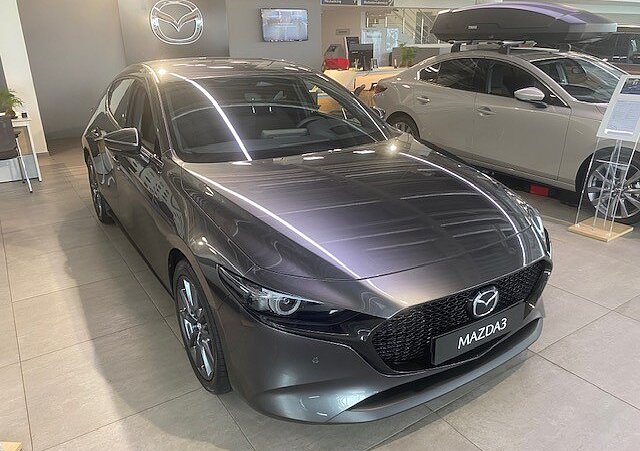 Mazda 3 - Kolor Machine Gray, zdjęcie 1