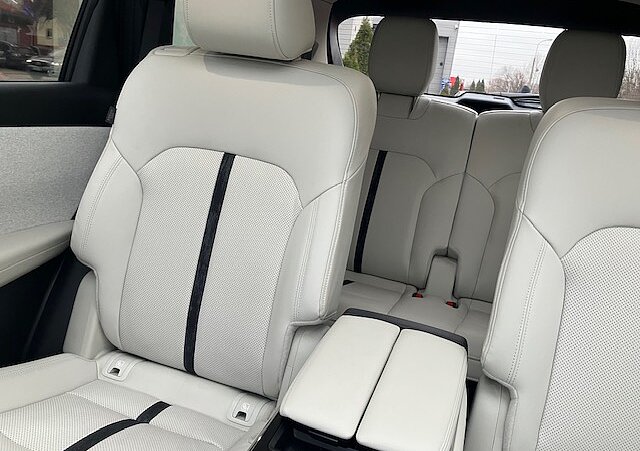 Mazda CX-80 - Kolor Artisan Red, zdjęcie 10