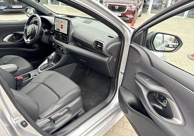 Mazda 2 - Kolor Stormy Silver, zdjęcie 18