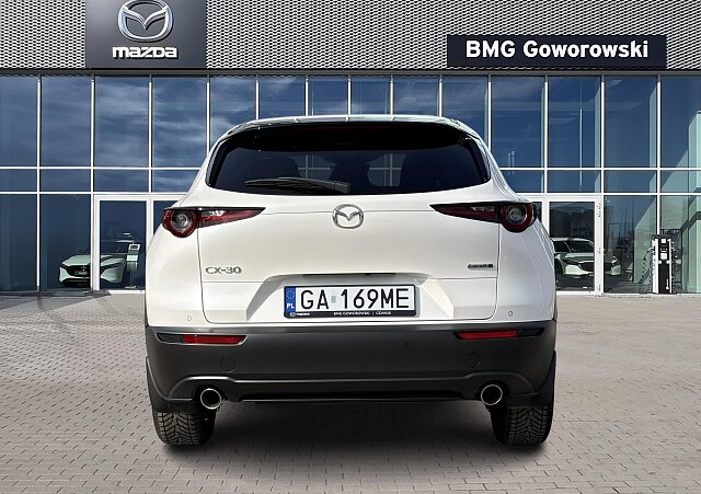 Mazda CX-30 - Kolor Snowflake White Pearl, zdjęcie 25