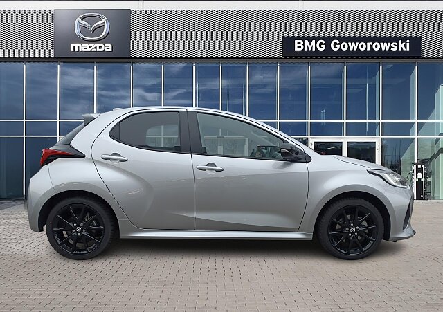 Mazda 2 - Kolor Stormy Silver, zdjęcie 22
