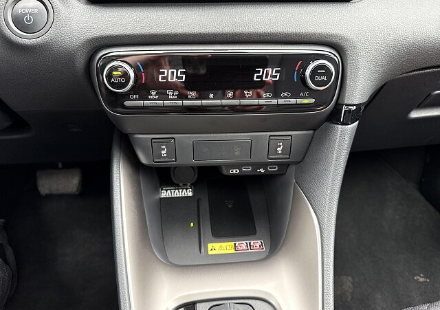 Mazda 2 - Kolor Stormy Silver, zdjęcie 13