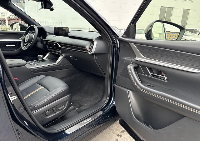 Mazda CX-60 - Kolor Deep Crystal Blue, zdjęcie 21