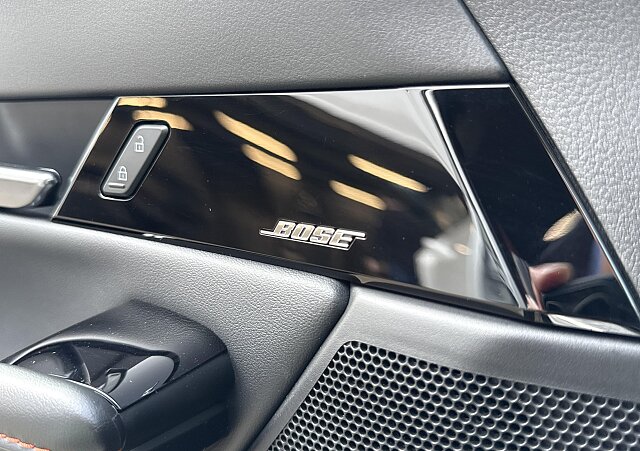 Mazda CX-30 - Kolor Snowflake White Pearl, zdjęcie 14